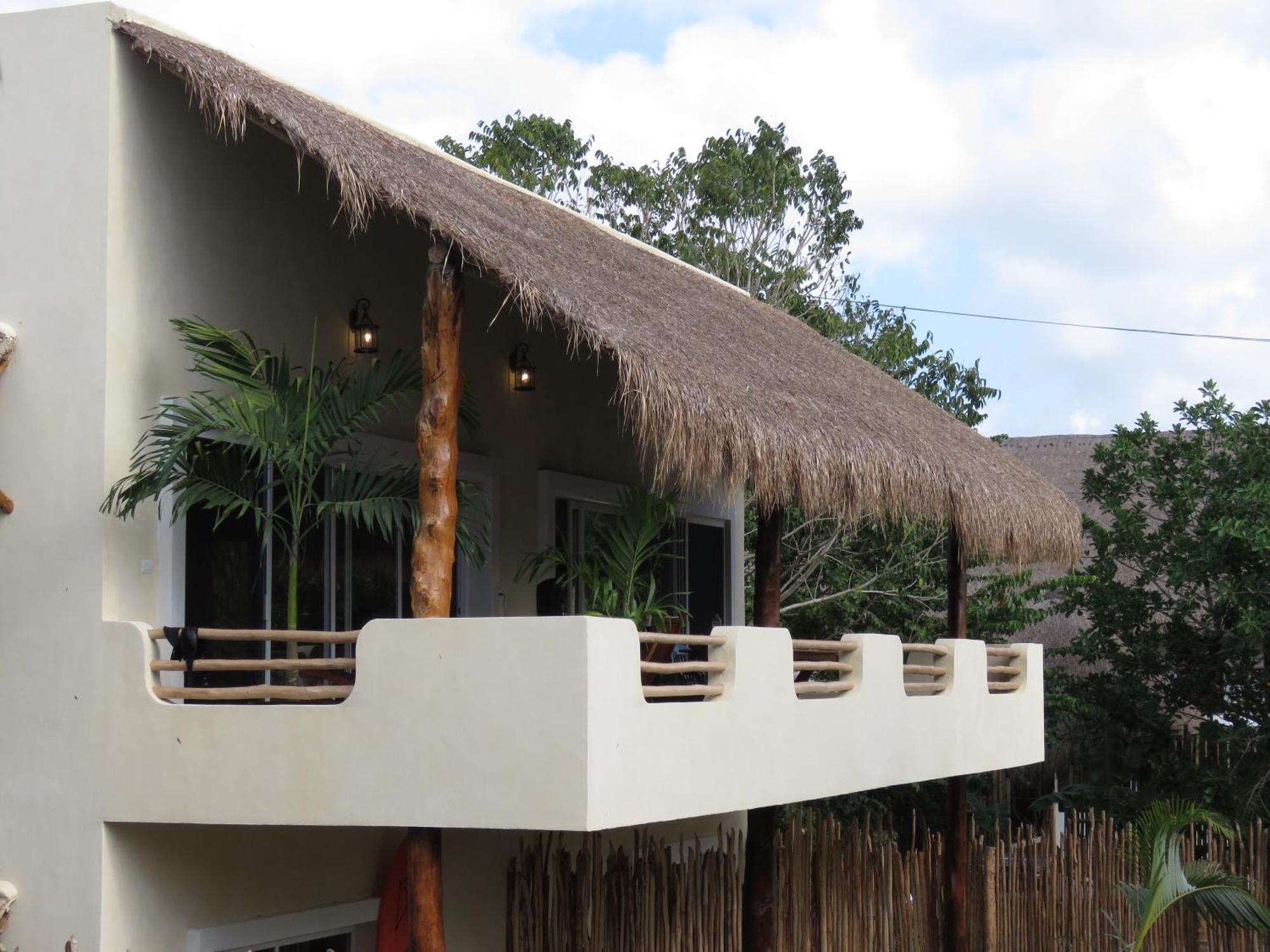 Hotel&suites Oasis 3*